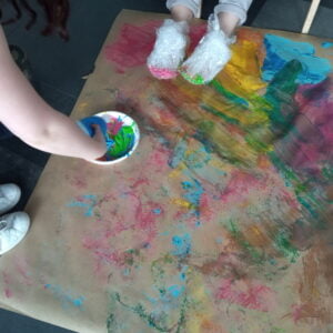 Plastykoterapia w szkole i przedszkolu